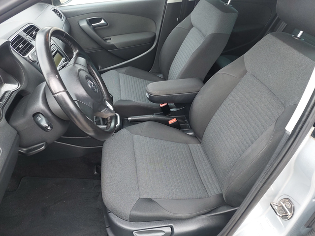 VW Polo 1, 4i 86ps СТАРИЯ МОТОР!!! - автомобили, коли, обяви за нови и употребявани 5