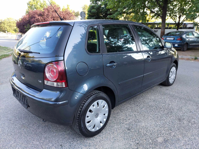 VW Polo 1,4i 80ps KLIMA - автомобили, коли, обяви за нови и употребявани 2