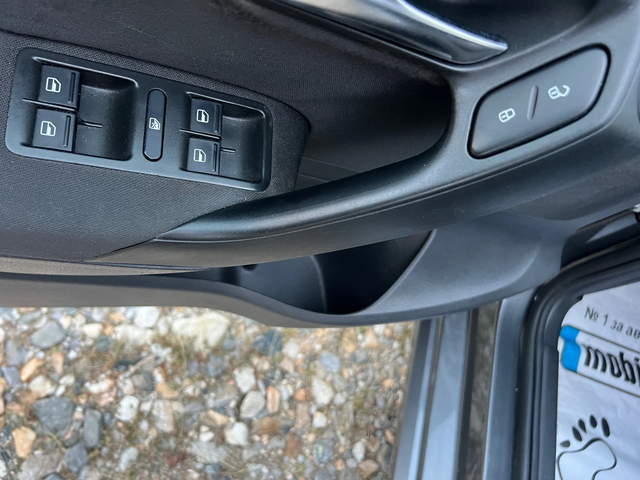 VW Polo 1.4i 85к.с - автомобили, коли, обяви за нови и употребявани 15