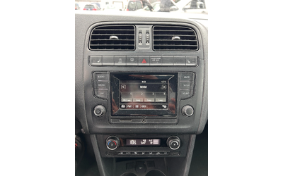 VW Polo 1.0i NAVI EURO 6 - автомобили, коли, обяви за нови и употребявани 11