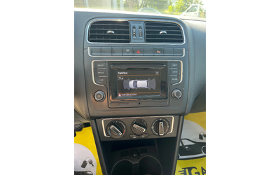 VW Polo Италия - автомобили, коли, обяви за нови и употребявани 13