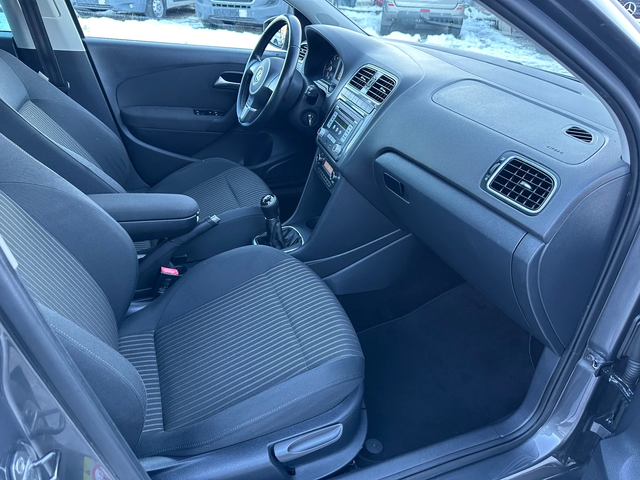 VW Polo 1.6i ГАЗ - автомобили, коли, обяви за нови и употребявани 8