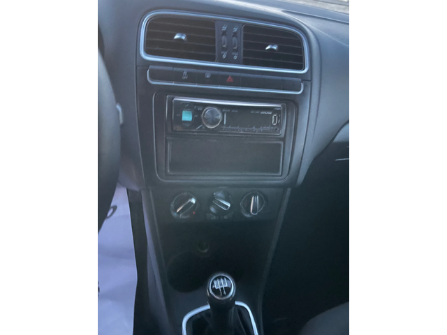 VW Polo 1.6TDI-75-ITALIA - автомобили, коли, обяви за нови и употребявани 10