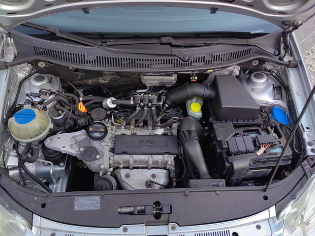 VW Polo 1.2i 16v* BRC* UNIKAT* - автомобили, коли, обяви за нови и употребявани 15