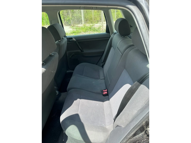 VW Polo 1.2 12v Климатроник - автомобили, коли, обяви за нови и употребявани 8