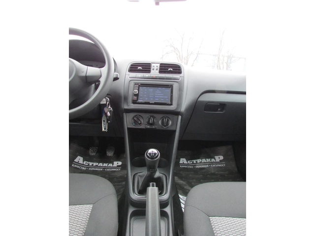 VW Polo 1.2i EURO5B - автомобили, коли, обяви за нови и употребявани 12