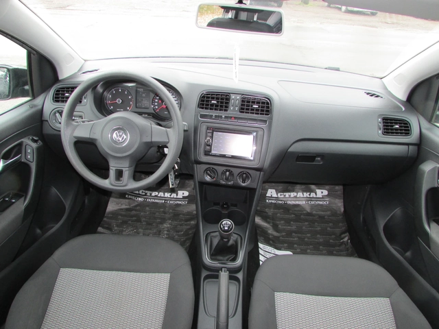 VW Polo 1.2i EURO5B - автомобили, коли, обяви за нови и употребявани 6