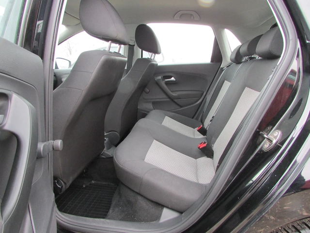 VW Polo 1.2i EURO5B - автомобили, коли, обяви за нови и употребявани 8