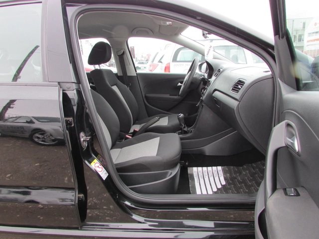 VW Polo 1.2i EURO5B - автомобили, коли, обяви за нови и употребявани 9