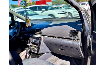 VW Sharan - автомобили, коли, обяви за нови и употребявани 7