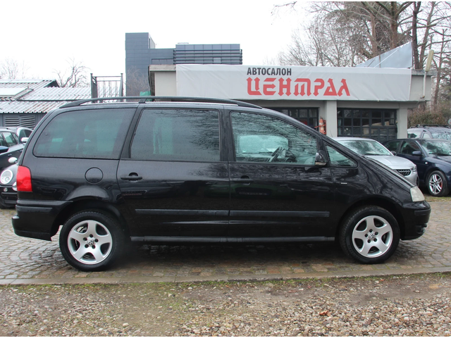 VW Sharan 1.9 TDI 131 кс. 6+ 1 МЕСТА НОВ ВНОС - автомобили, коли, обяви за нови и употребявани 3