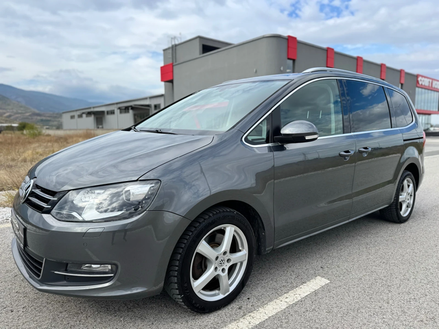 VW Sharan 2.0 TDI / LED / AVTOMAT / HIGHLINE / KOJA / NAVI - автомобили, коли, обяви за нови и употребявани 2