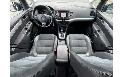 VW Sharan 2.0 TDI / LED / AVTOMAT / HIGHLINE / KOJA / NAVI - автомобили, коли, обяви за нови и употребявани 8