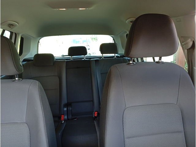 VW Sportsvan 1.6 - автомобили, коли, обяви за нови и употребявани 3