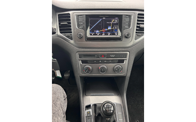 VW Sportsvan 1.6TDI NAVI EURO 6 - автомобили, коли, обяви за нови и употребявани 11