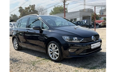 vw-sportsvan - 0
