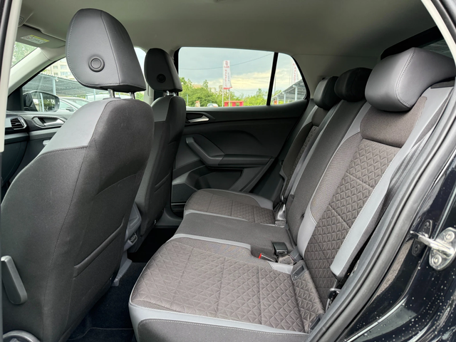 VW T-Cross - автомобили, коли, обяви за нови и употребявани 8