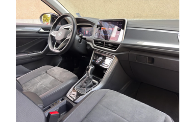 VW T-Roc 1.5 TSI (150 кс) DSG - автомобили, коли, обяви за нови и употребявани 8