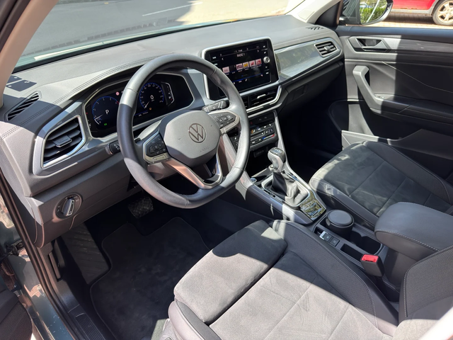VW T-Roc 1.5 TSI (150 кс) DSG - автомобили, коли, обяви за нови и употребявани 5