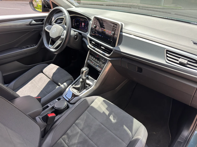 VW T-Roc 1.5 TSI (150 кс) DSG - автомобили, коли, обяви за нови и употребявани 7