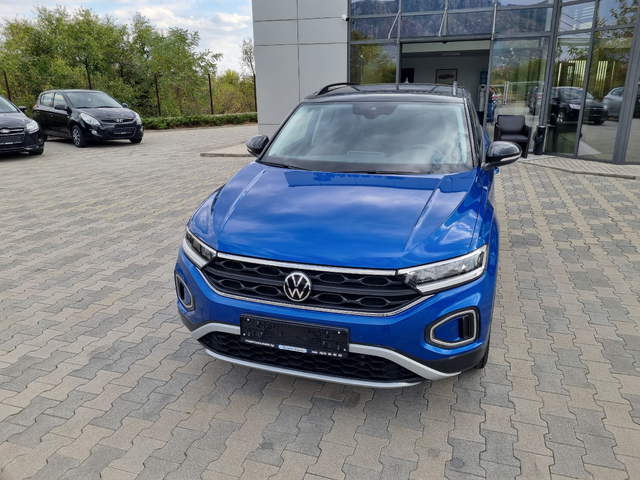 VW T-Roc 1.5TSi-DSG 2023г.-84, 000км - автомобили, коли, обяви за нови и употребявани 2