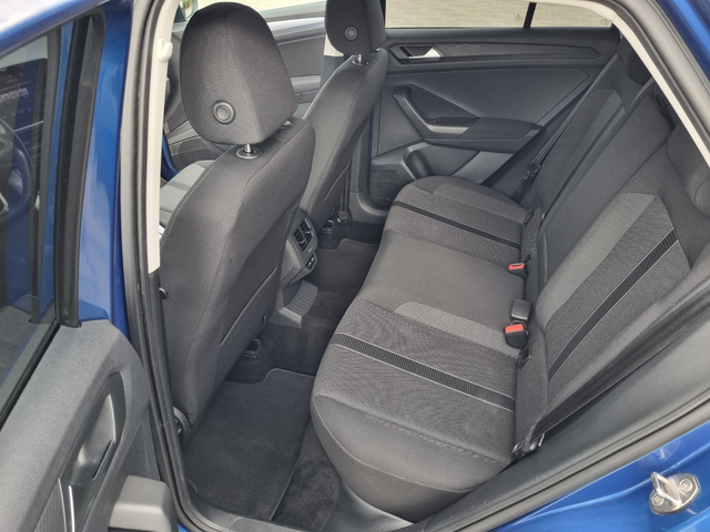 VW T-Roc 1.5TSi-DSG 2023г.-84, 000км - автомобили, коли, обяви за нови и употребявани 8