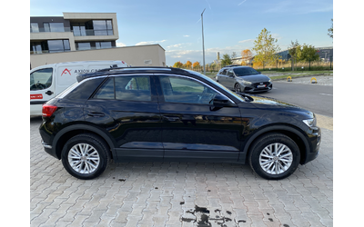 vw-t-roc-2-0-tdi-150ks-design - 3