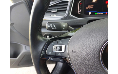 VW T-Roc 2, 0TDI 150ps 4x4 AUTOMATIC - автомобили, коли, обяви за нови и употребявани 12