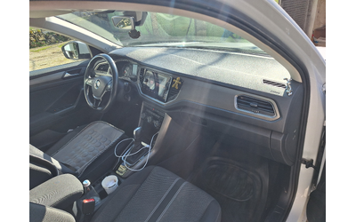 VW T-Roc, 2020 г., 156600 км, 0 к.с. - автомобили, коли, обяви за нови и употребявани 4