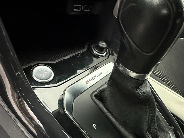 VW T-Roc 2.0tdi-4х4-Led-Bixenon-Kamera-Navi-Avtomatik !!! - автомобили, коли, обяви за нови и употребявани 10