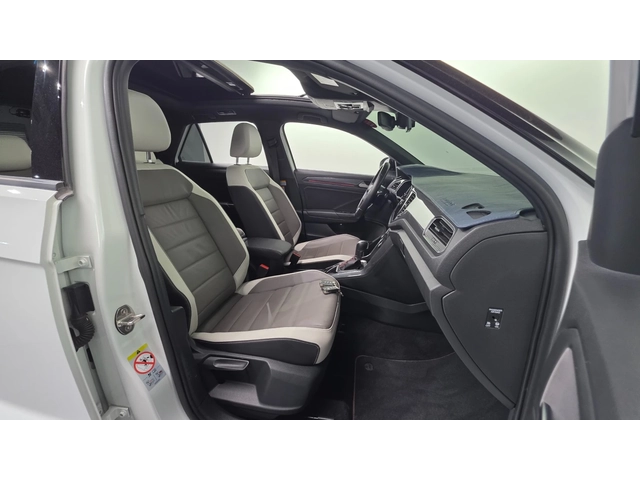 VW T-Roc Prestige | Keyless | LED - автомобили, коли, обяви за нови и употребявани 7