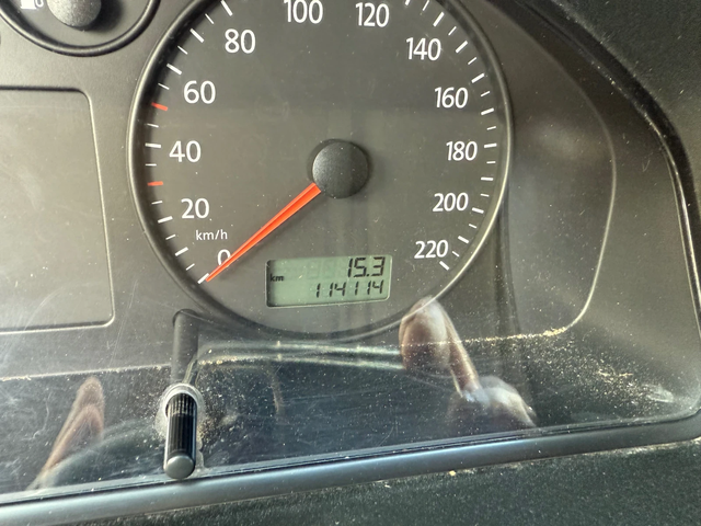 VW T5 1.9 tdi 114000км. НОВ - автомобили, коли, обяви за нови и употребявани 9