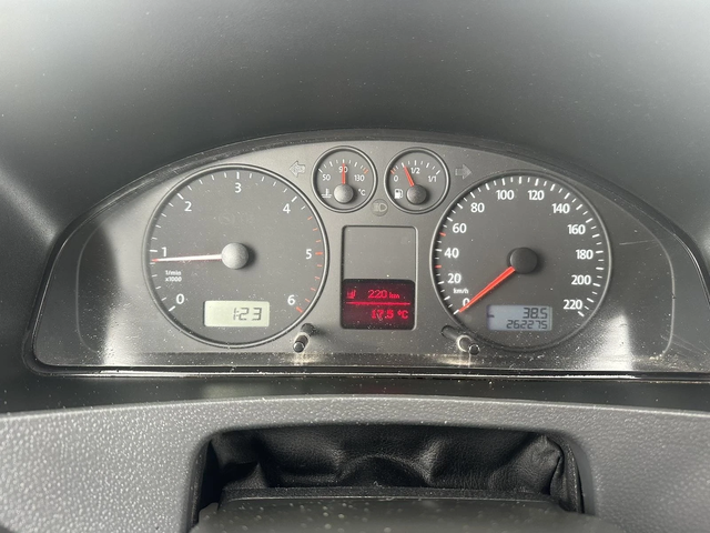 VW T5 - автомобили, коли, обяви за нови и употребявани 13