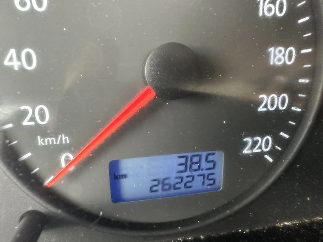 VW T5 - автомобили, коли, обяви за нови и употребявани 14