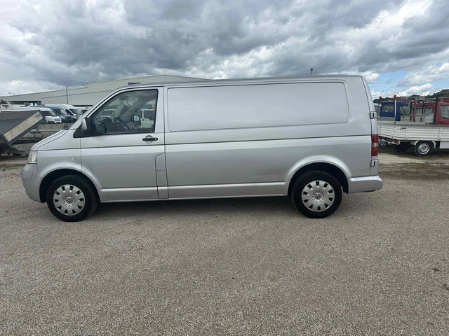 VW T5 - автомобили, коли, обяви за нови и употребявани 7