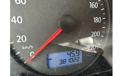 VW T5 - автомобили, коли, обяви за нови и употребявани 14