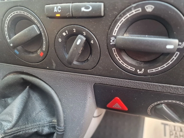 VW T5 Synchro 2, 5TD - автомобили, коли, обяви за нови и употребявани 9