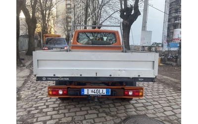 VW T5 2, 0 TDi - автомобили, коли, обяви за нови и употребявани 8
