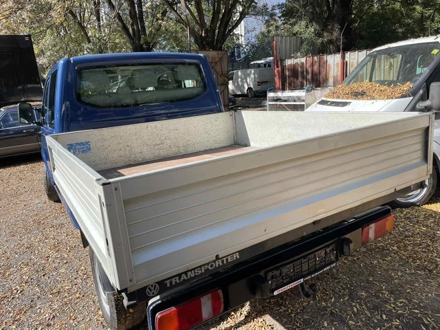 VW T5 2.5TDi - автомобили, коли, обяви за нови и употребявани 2