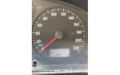 VW T5 2.5TDi - автомобили, коли, обяви за нови и употребявани 5