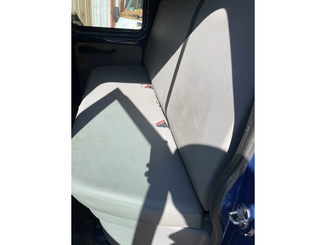 VW T5 2.5TDi - автомобили, коли, обяви за нови и употребявани 6