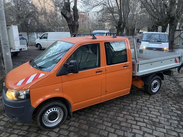 VW T5 2.0TDi - автомобили, коли, обяви за нови и употребявани 0