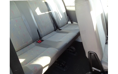 VW T5 9МЕСТА С  КЛИМАТИК - автомобили, коли, обяви за нови и употребявани 11