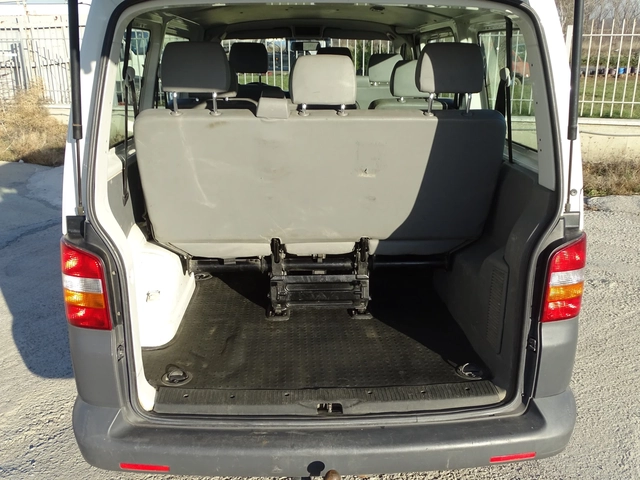 VW T5 9МЕСТА С  КЛИМАТИК - автомобили, коли, обяви за нови и употребявани 8