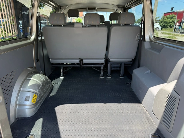 VW T5 2, 500TDI EURO4 - автомобили, коли, обяви за нови и употребявани 10
