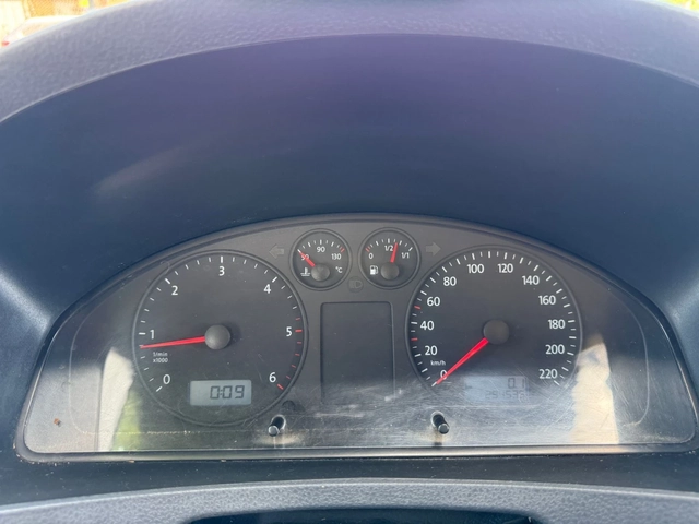 VW T5 2, 500TDI EURO4 - автомобили, коли, обяви за нови и употребявани 12