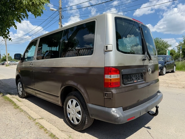 VW T5 2, 500TDI EURO4 - автомобили, коли, обяви за нови и употребявани 4