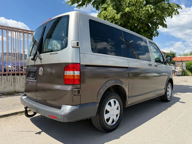 VW T5 2, 500TDI EURO4 - автомобили, коли, обяви за нови и употребявани 6