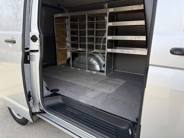 VW T6 TRANSPORTER FACELIFT - автомобили, коли, обяви за нови и употребявани 12