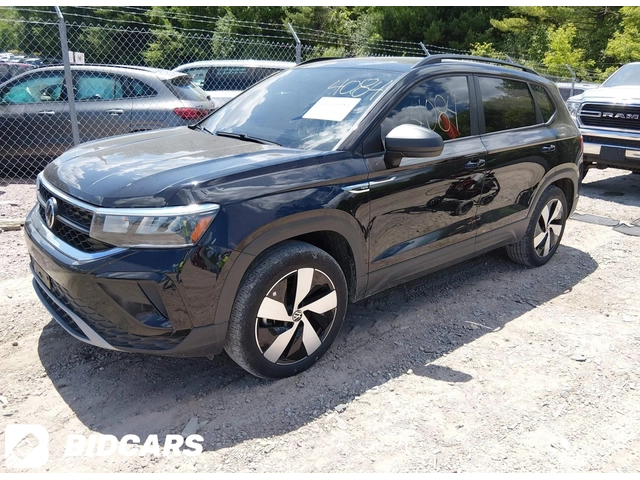 VW Taos 1.5T S 4MOTION | Digital cockpit - автомобили, коли, обяви за нови и употребявани 2
